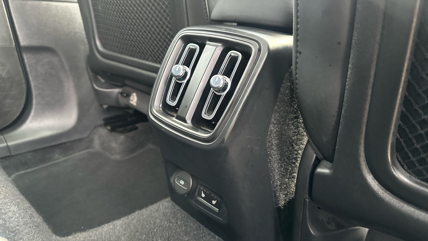 Used Volvo C40 2022 for sale - 76337622: Photo 27