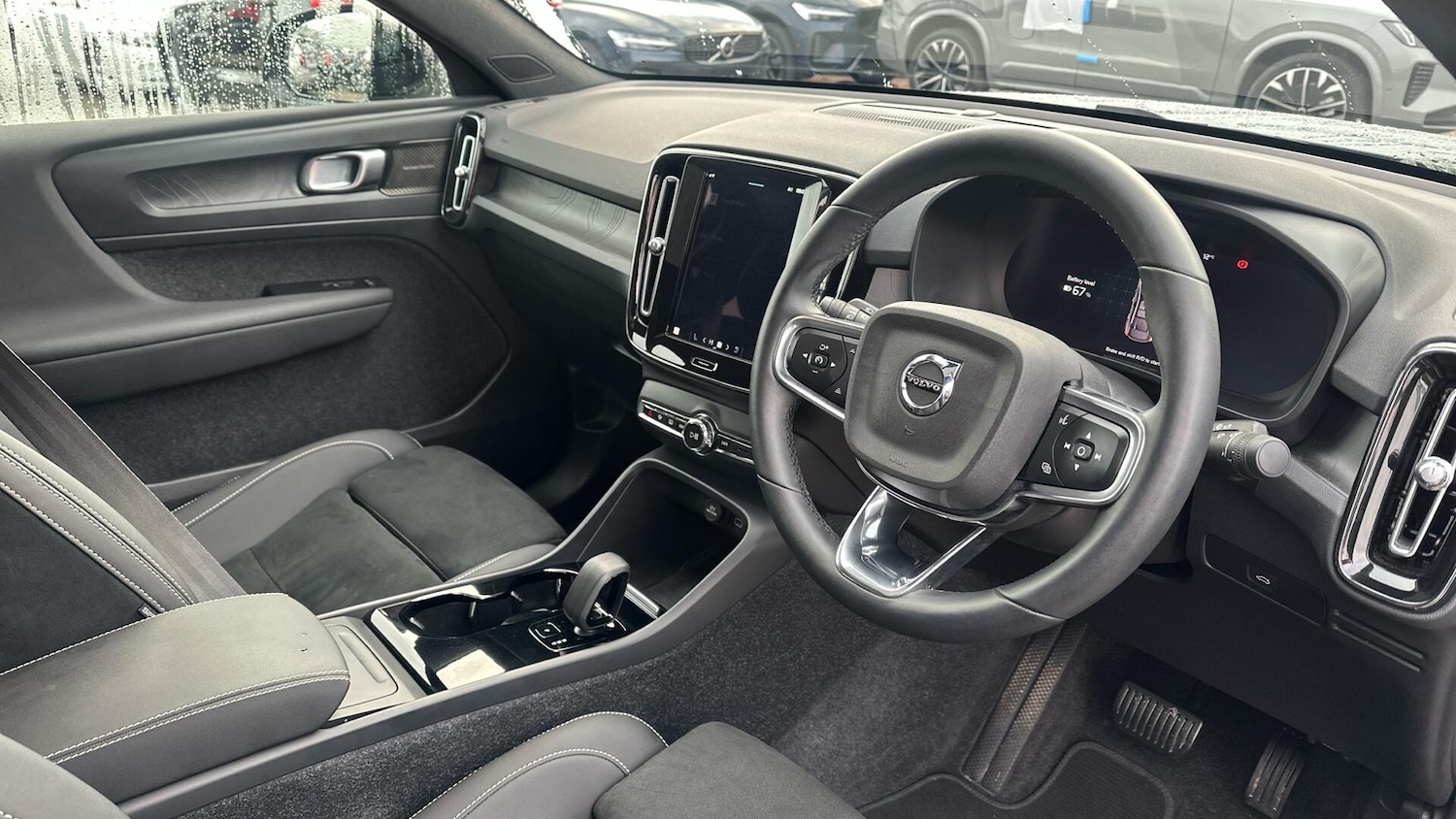 Used Volvo C40 2022 for sale - 76337622: Photo 5