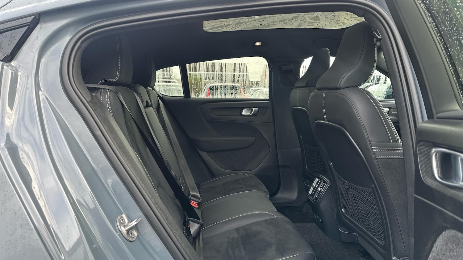 Used Volvo C40 2022 for sale - 76337622: Photo 7