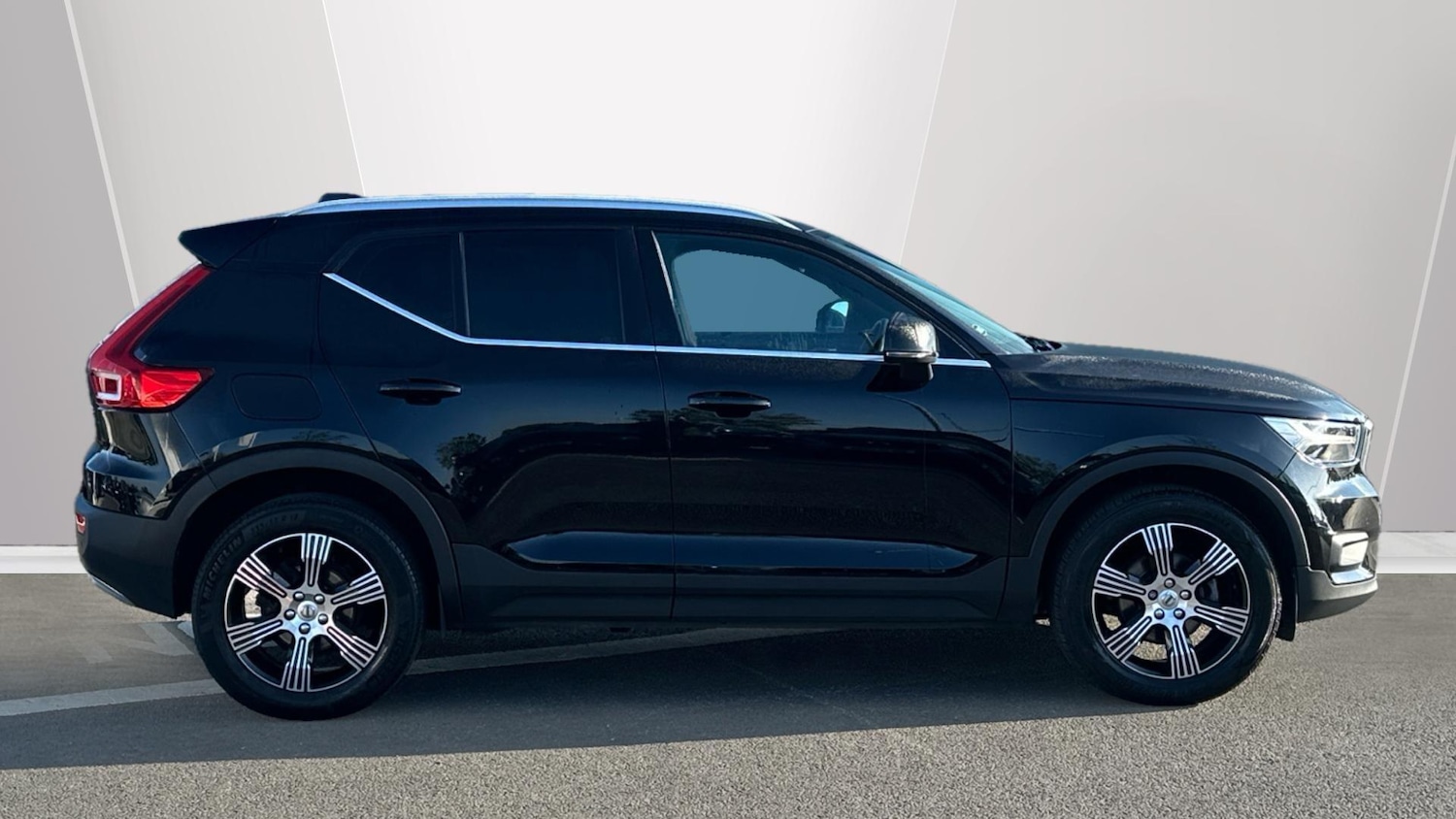 Used Volvo XC40 2021 for sale - 76336597: Photo 3