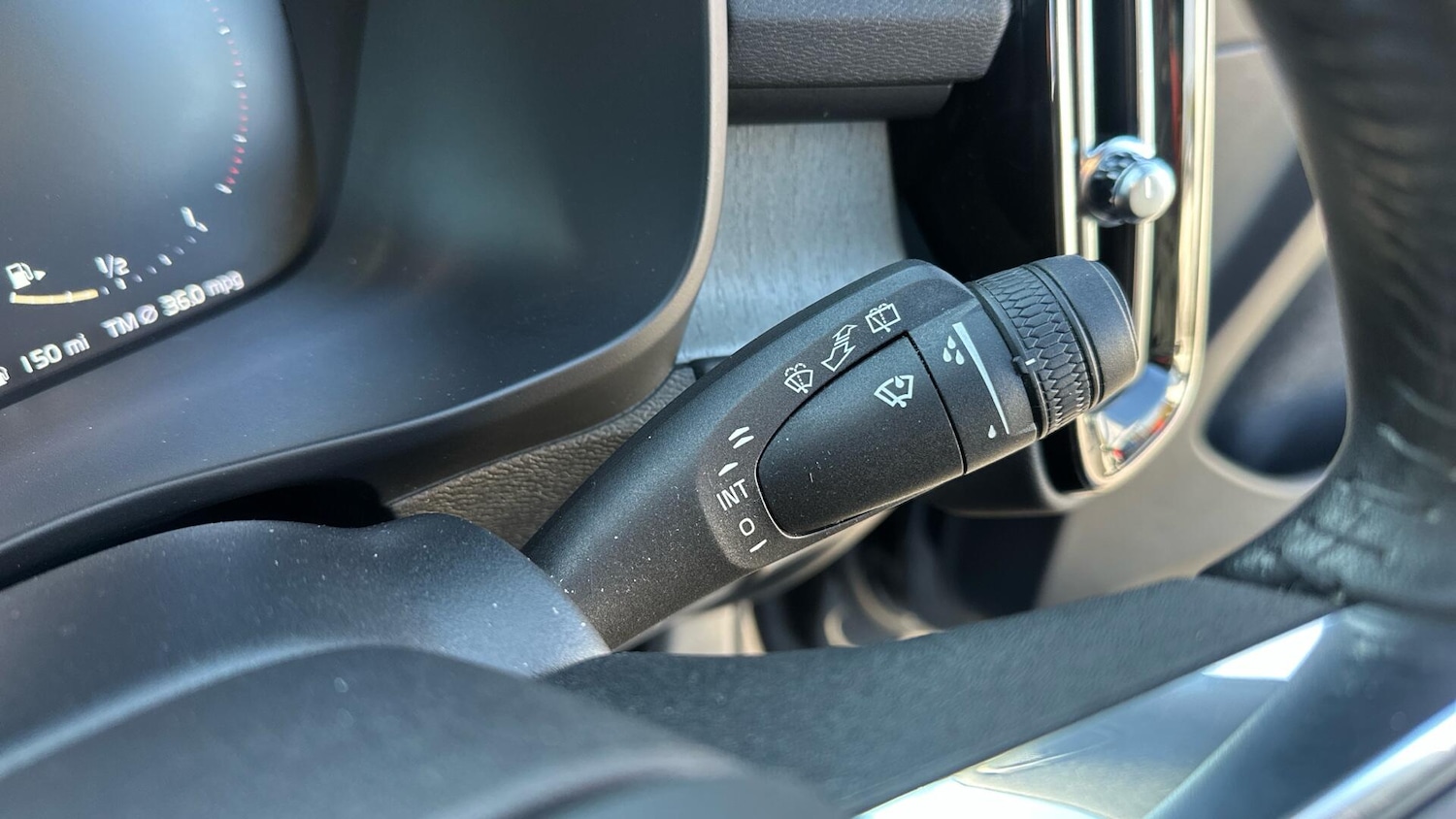 Used Volvo XC40 2021 for sale - 76336597: Photo 33