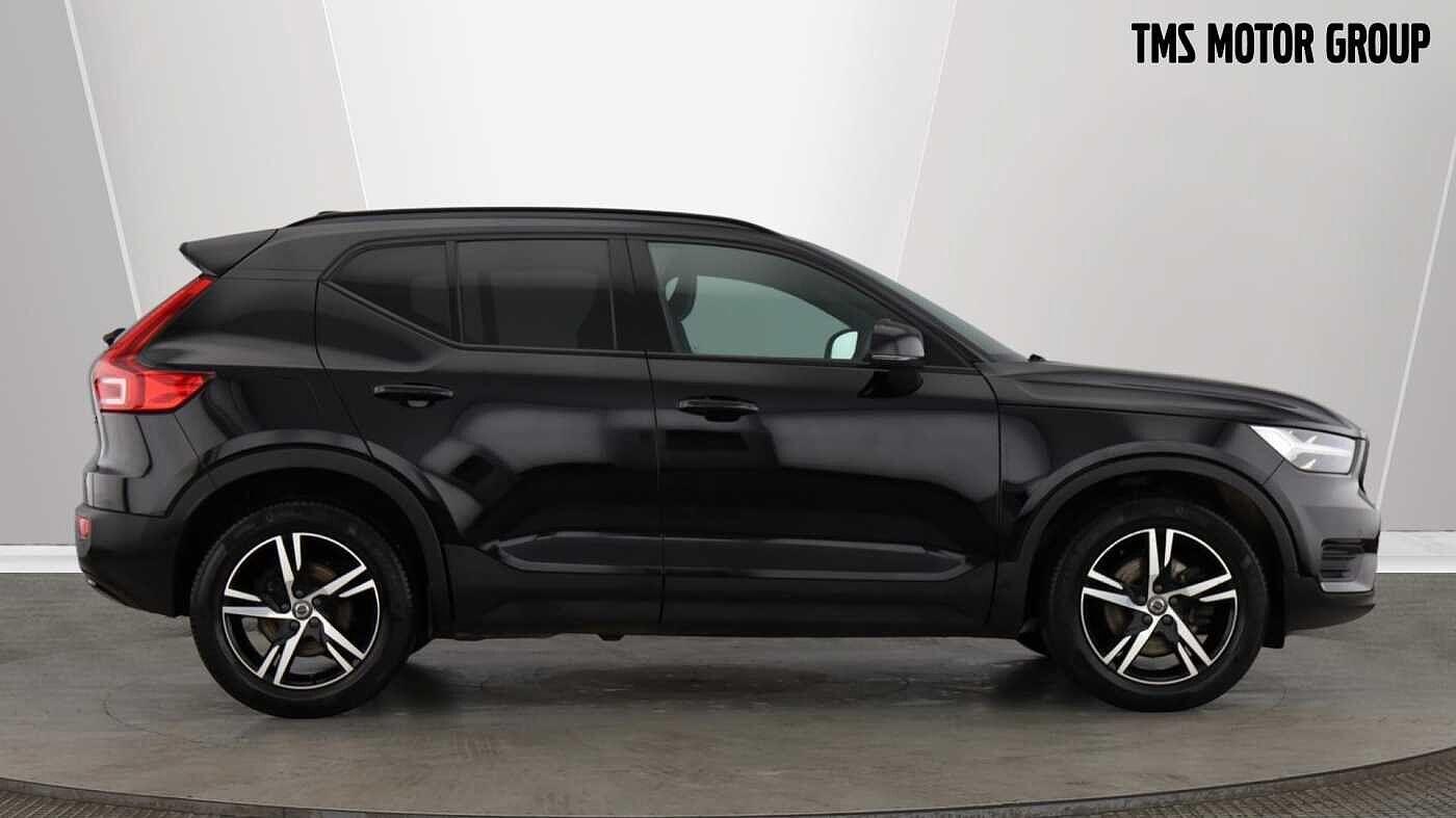 Used Volvo XC40 for sale - 77426190: Photo 2