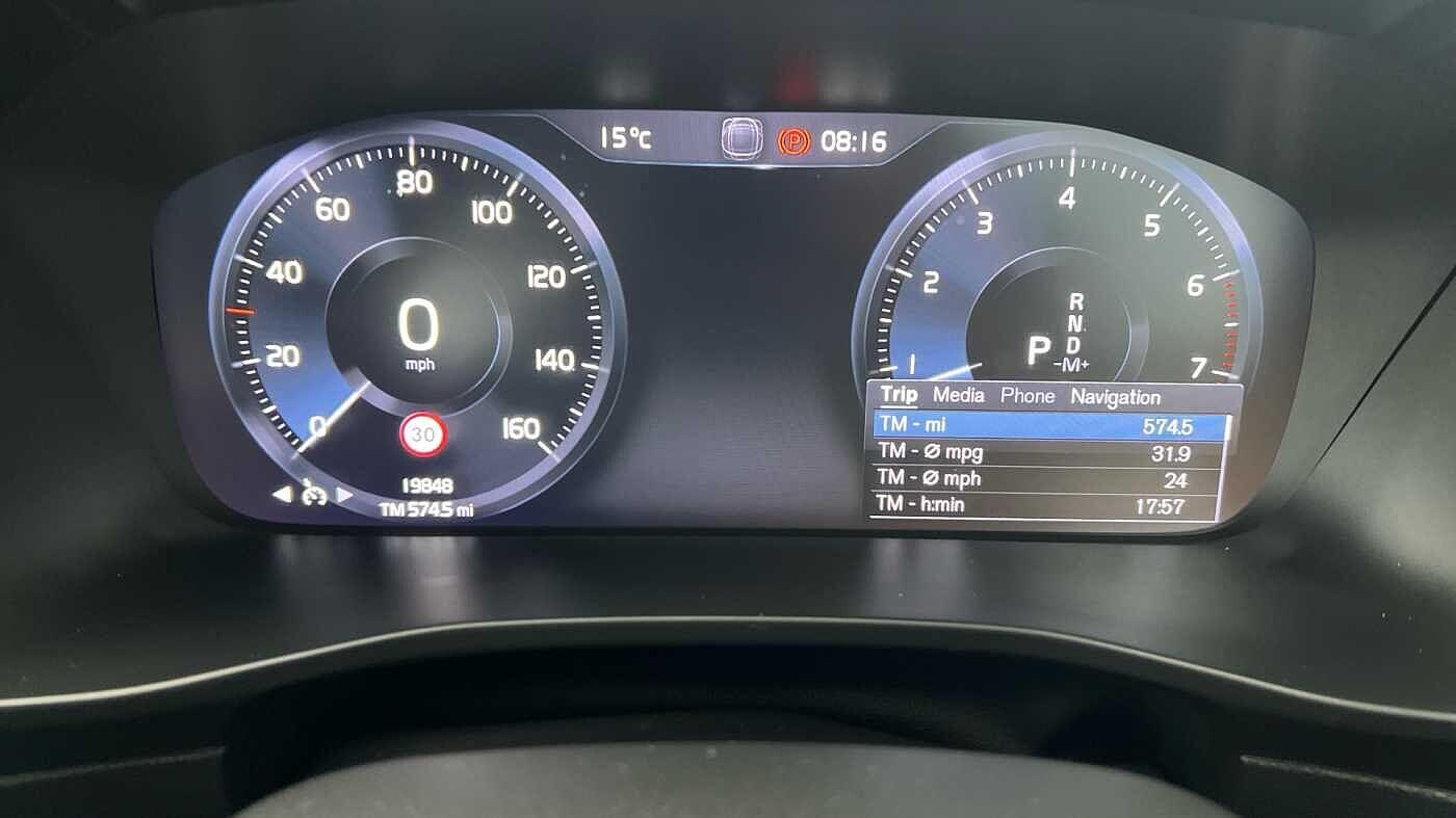 Used Volvo XC40 for sale - 77426190: Photo 9