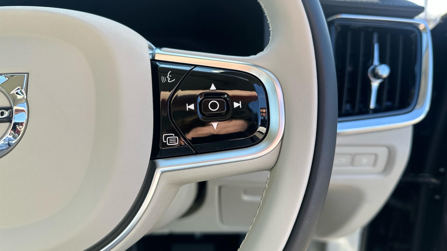 Used Volvo V90 for sale - 76408850: Photo 19