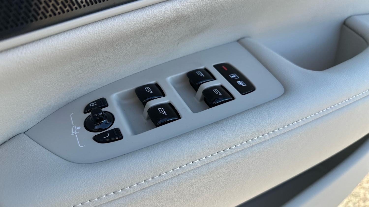 Used Volvo V90 for sale - 76408850: Photo 32