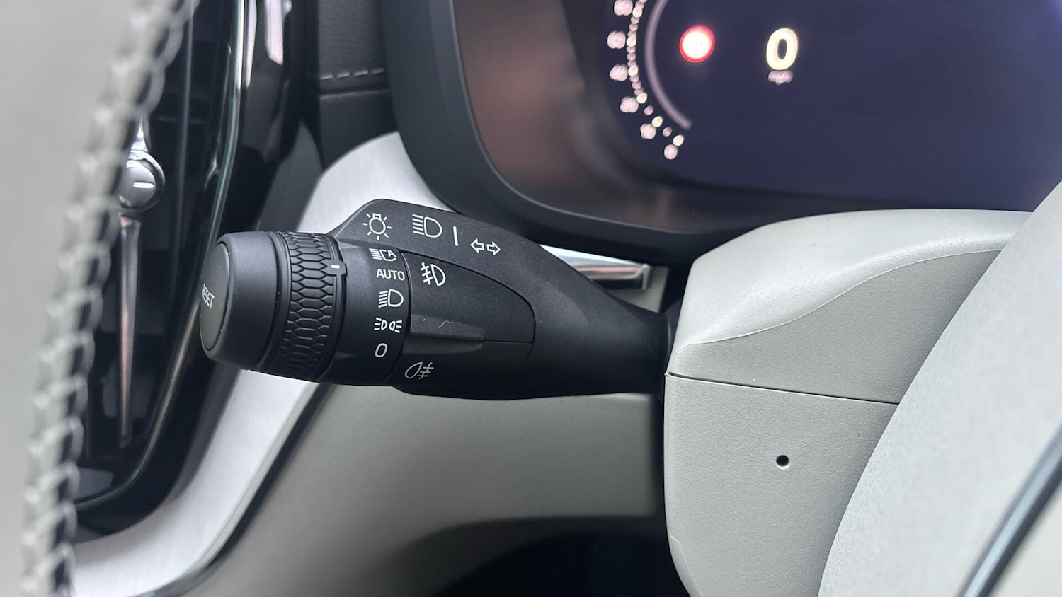 Used Volvo XC60 for sale - 77203708: Photo 17