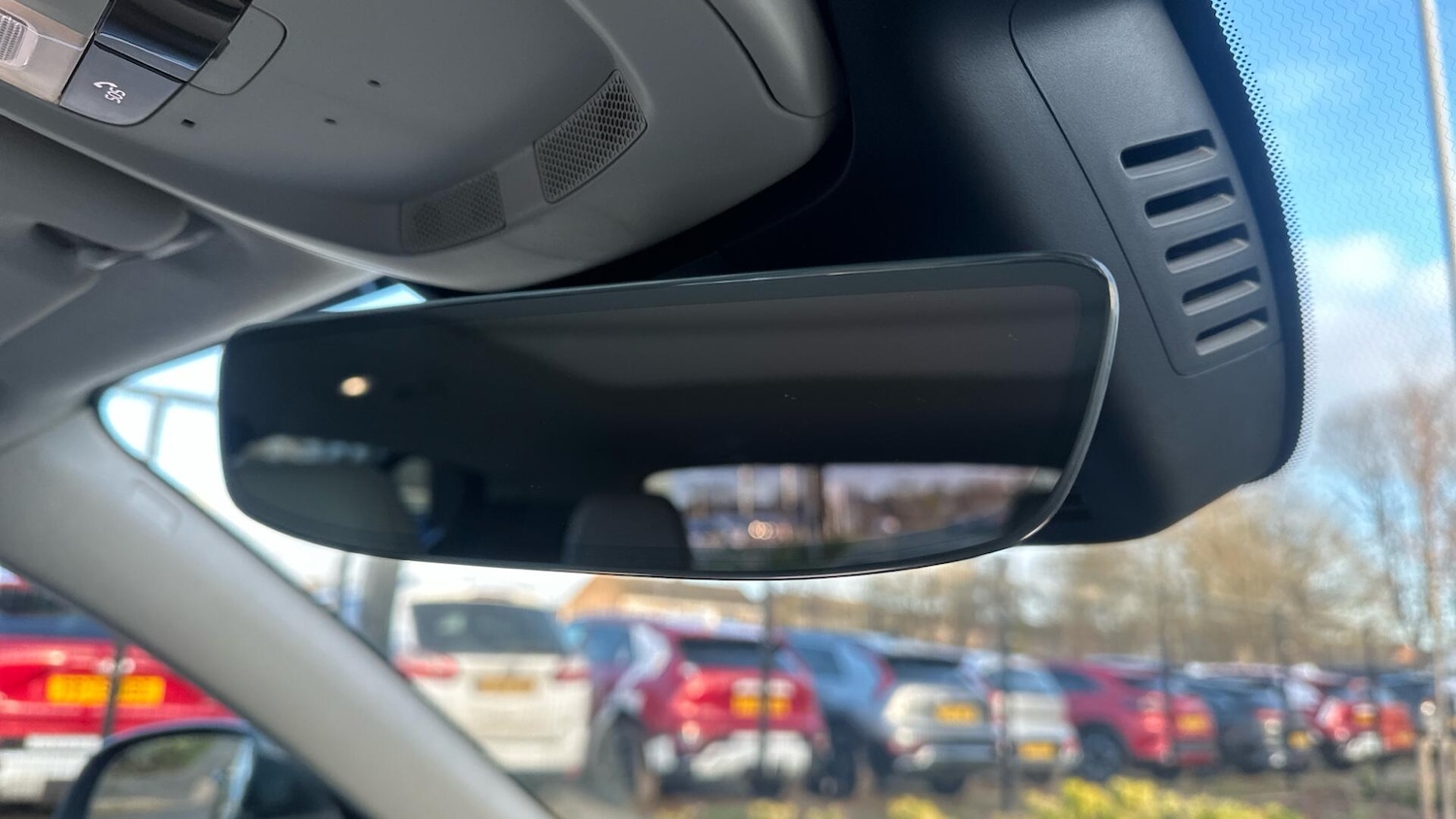 Used Volvo XC40 2025 for sale - 77040224: Photo 38