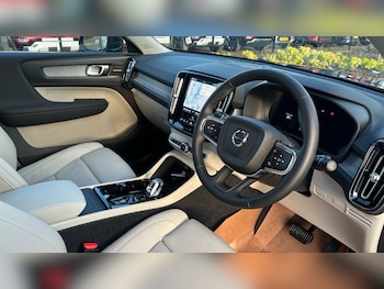 Used Volvo XC40 2025 for sale - 77040224: Photo