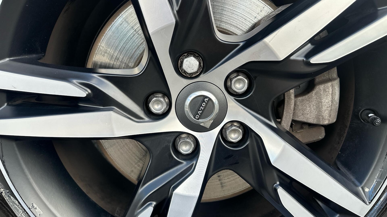 Used Volvo XC40 2020 for sale - 76337307: Photo 15