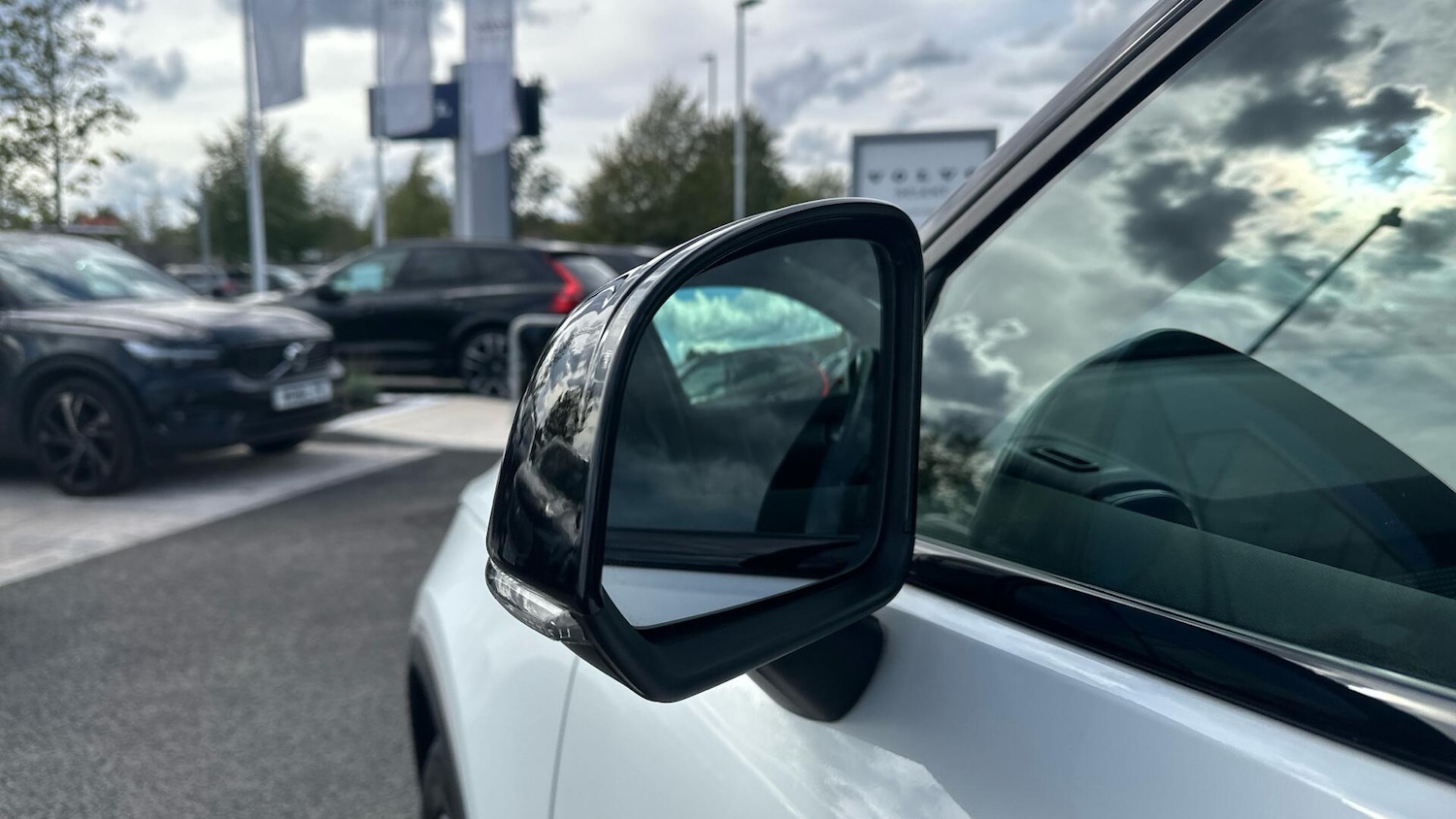 Used Volvo XC40 2020 for sale - 76337307: Photo 18