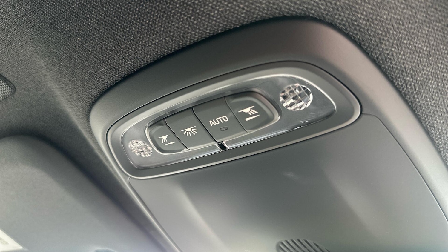 Used Volvo XC40 2020 for sale - 76337307: Photo 40