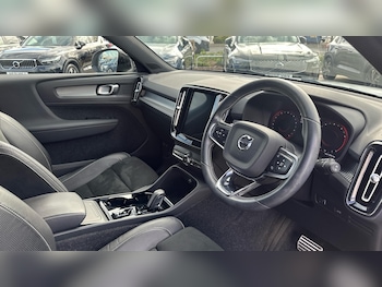 Used Volvo XC40 2020 for sale - 76337307: Photo