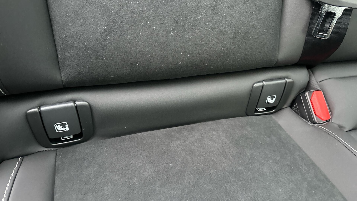 Used Volvo XC40 2025 for sale - 76380513: Photo 26