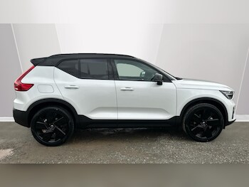 Used Volvo XC40 2025 for sale - 76380513: Photo