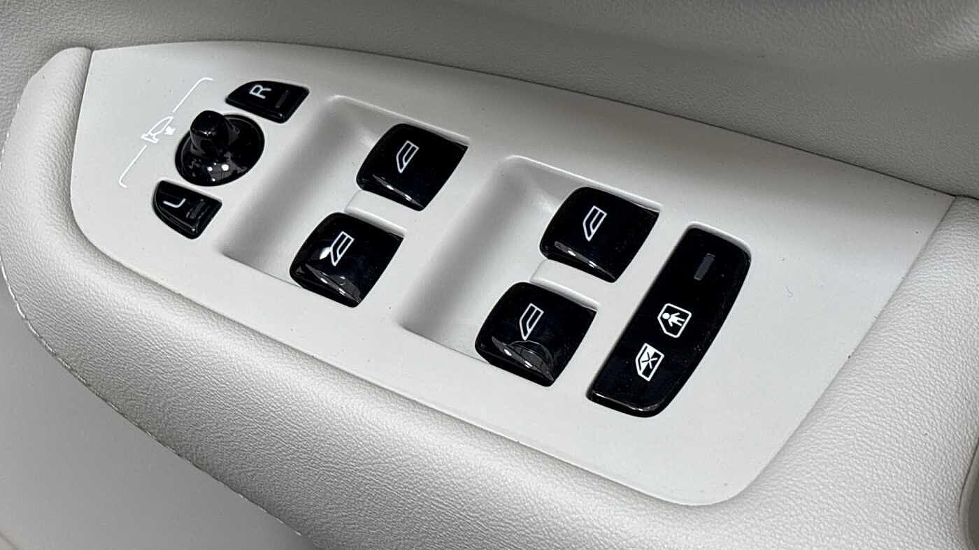 Used Volvo XC90 2025 for sale - 76512268: Photo 25