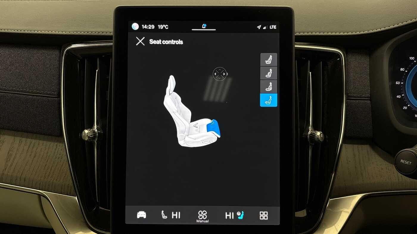 Used Volvo XC90 2025 for sale - 76512268: Photo 41