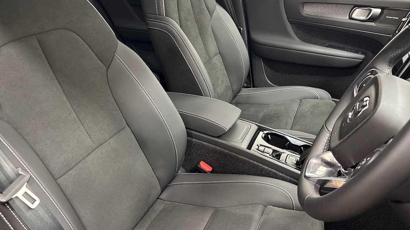 Used Volvo XC40 2025 for sale - 76585137: Photo 29