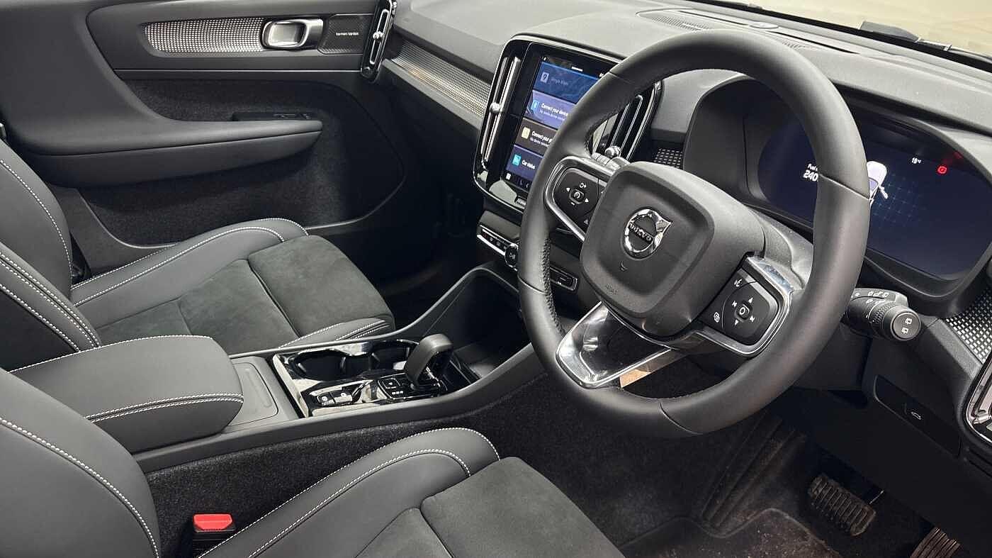 Used Volvo XC40 2025 for sale - 76585137: Photo 9