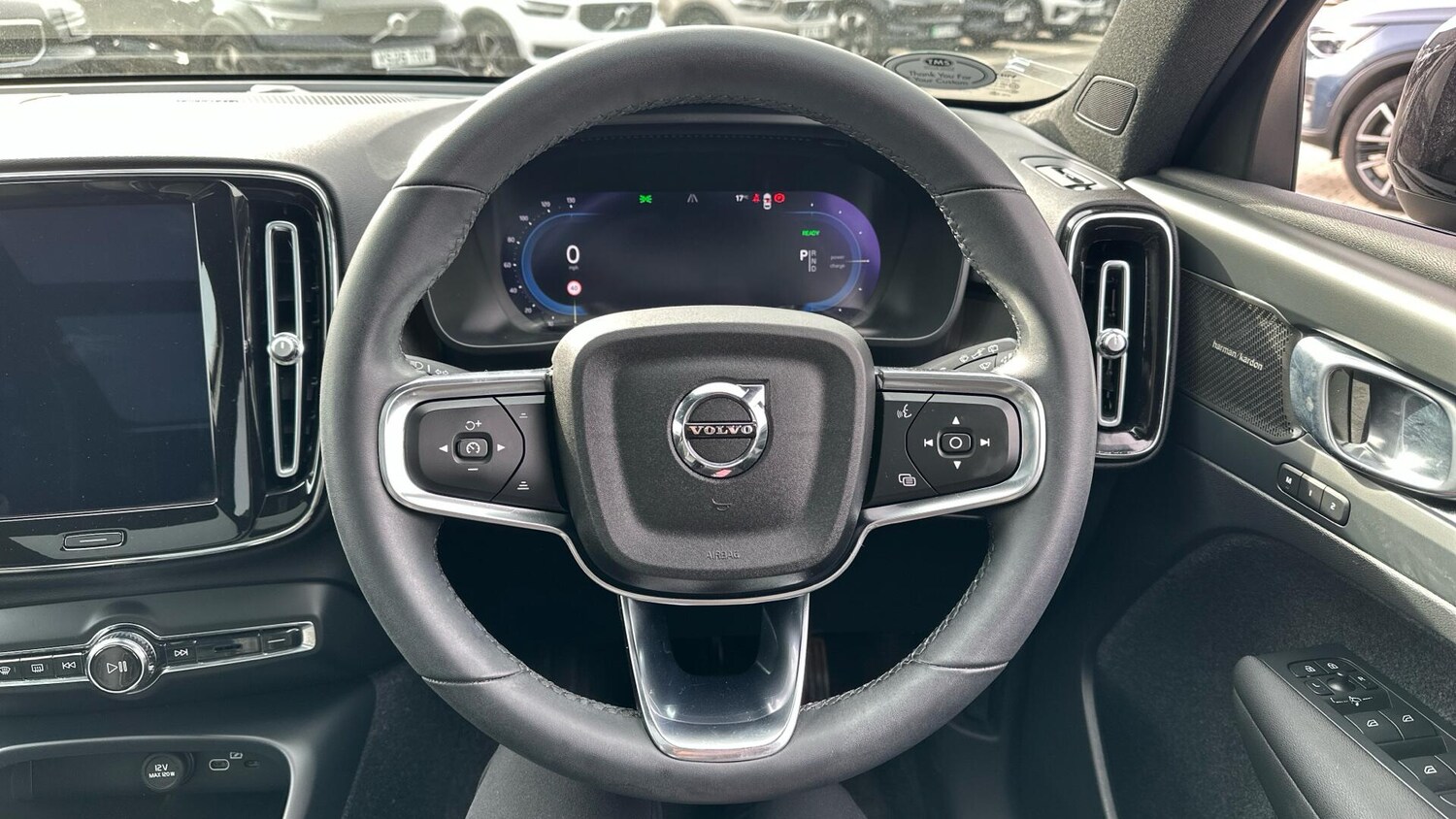 Used Volvo XC40 2022 for sale - 77670343: Photo 10