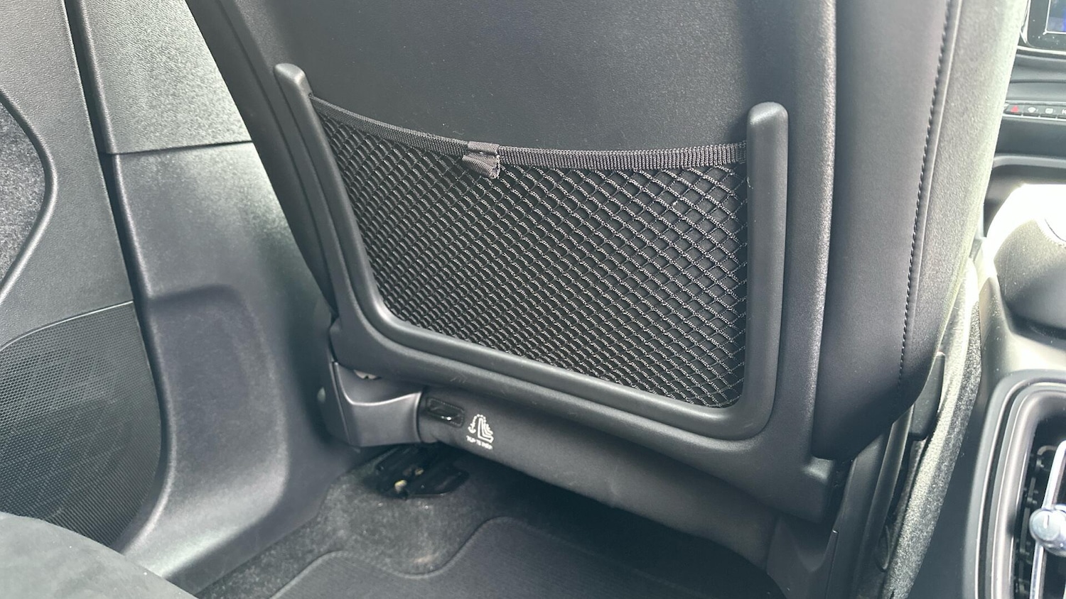 Used Volvo XC40 2022 for sale - 77670343: Photo 34