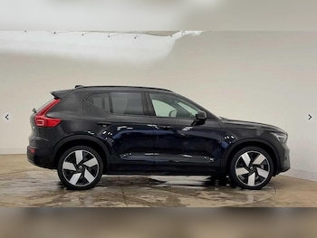 Used Volvo XC40 2022 for sale - 77670343: Photo