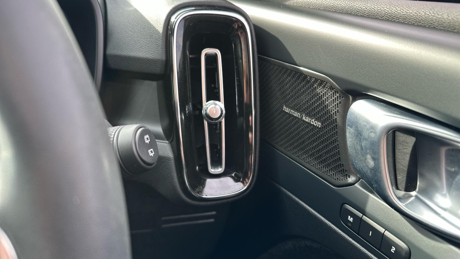 Used Volvo XC40 2022 for sale - 77670343: Photo 47