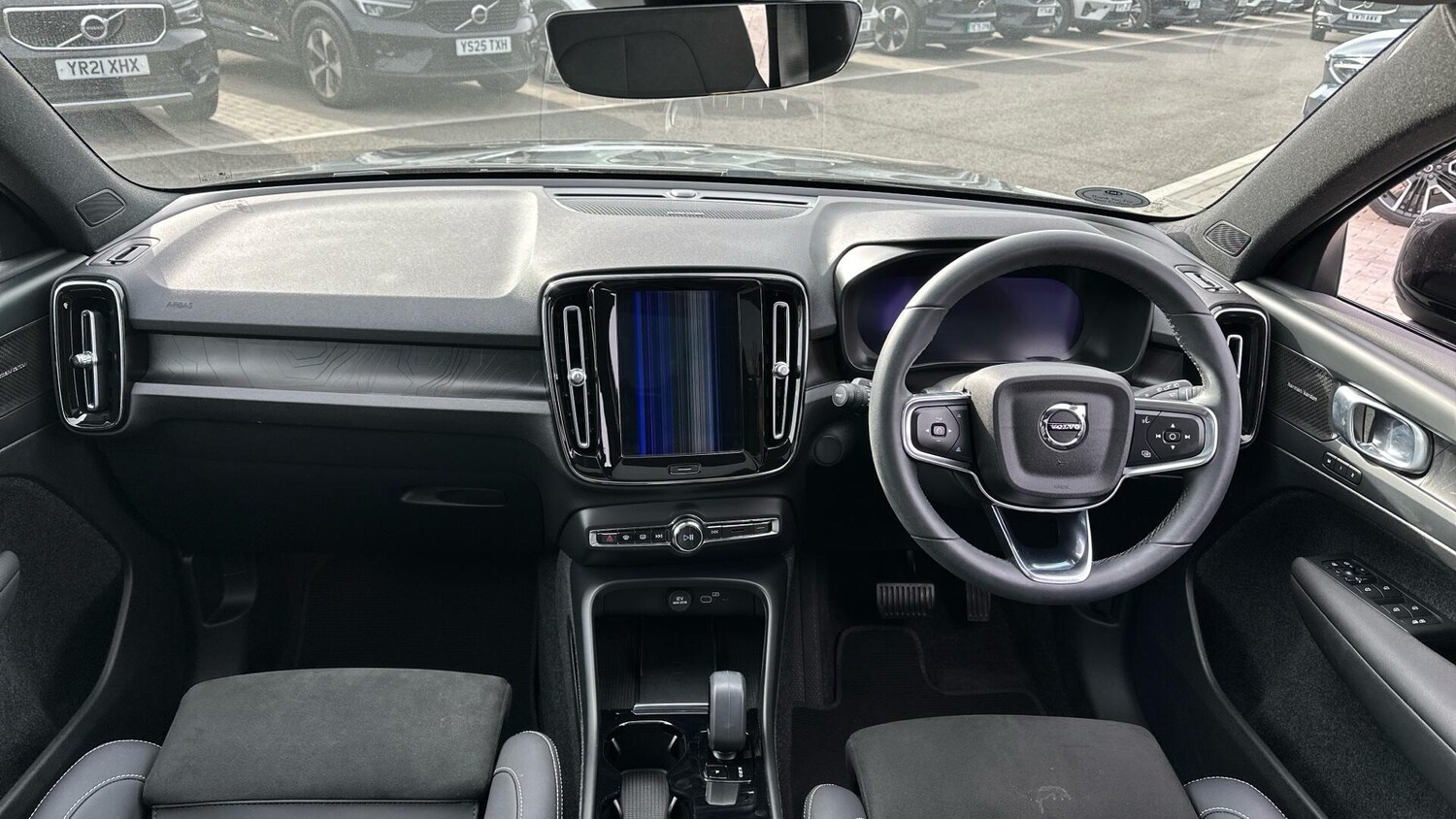 Used Volvo XC40 2022 for sale - 77670343: Photo 5