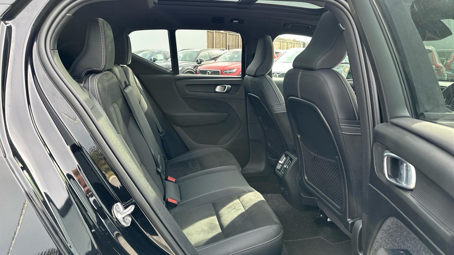 Used Volvo XC40 2022 for sale - 77670343: Photo 6