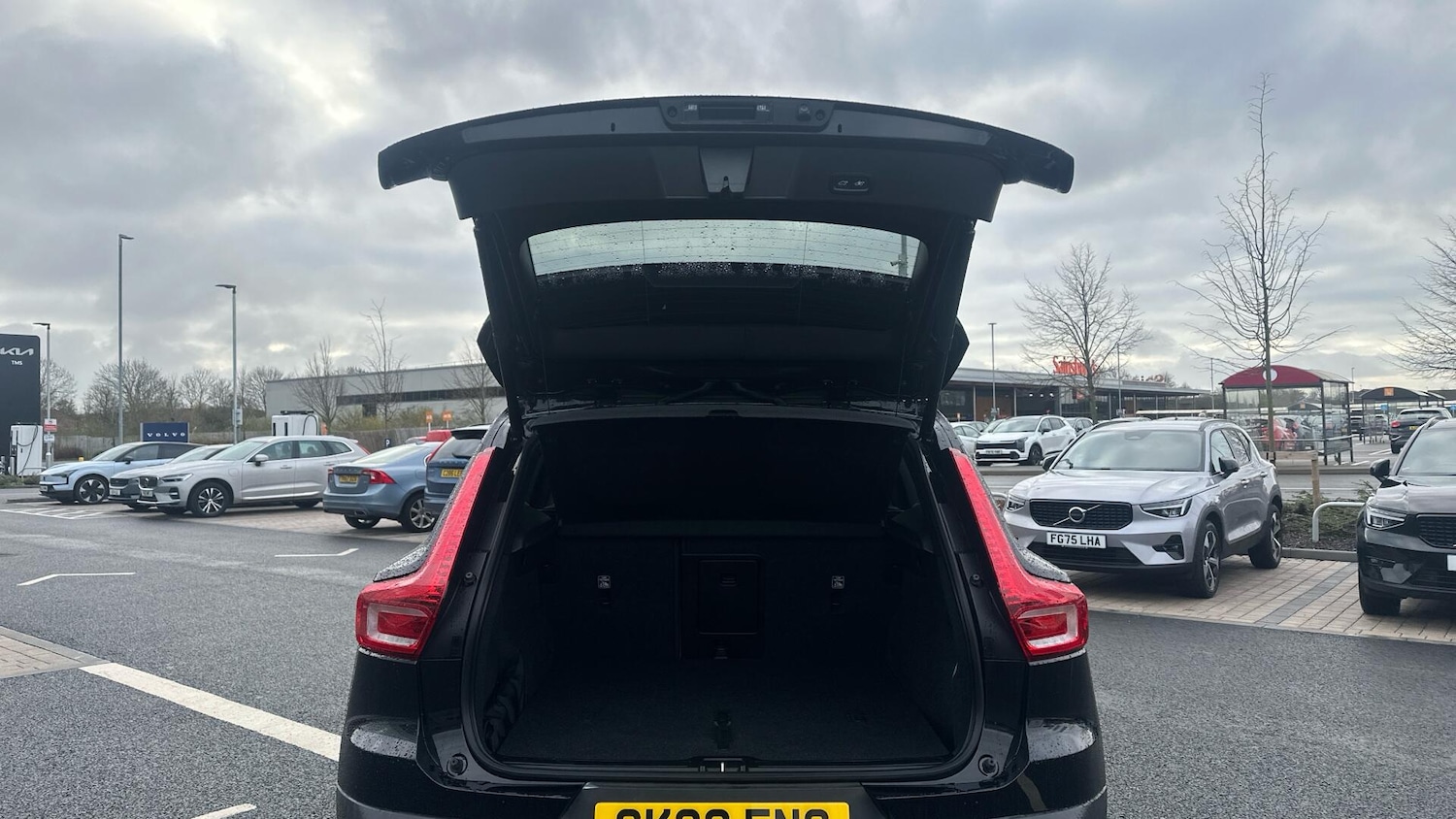 Used Volvo XC40 2023 for sale - 76715495: Photo 13