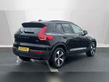 Used Volvo XC40 2023 for sale - 76715495: Photo