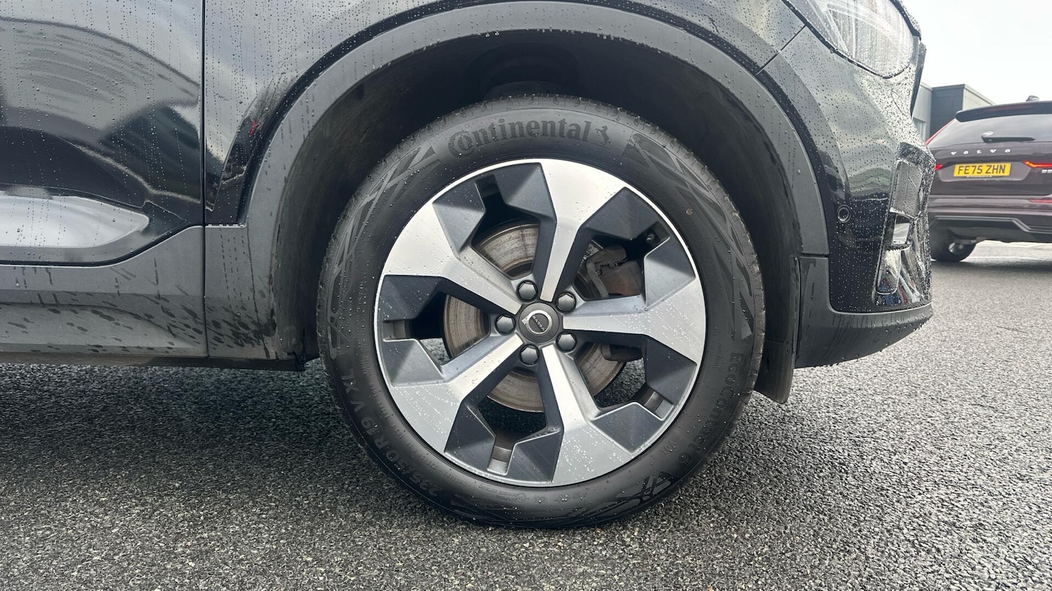 Used Volvo XC40 2023 for sale - 76715495: Photo 9