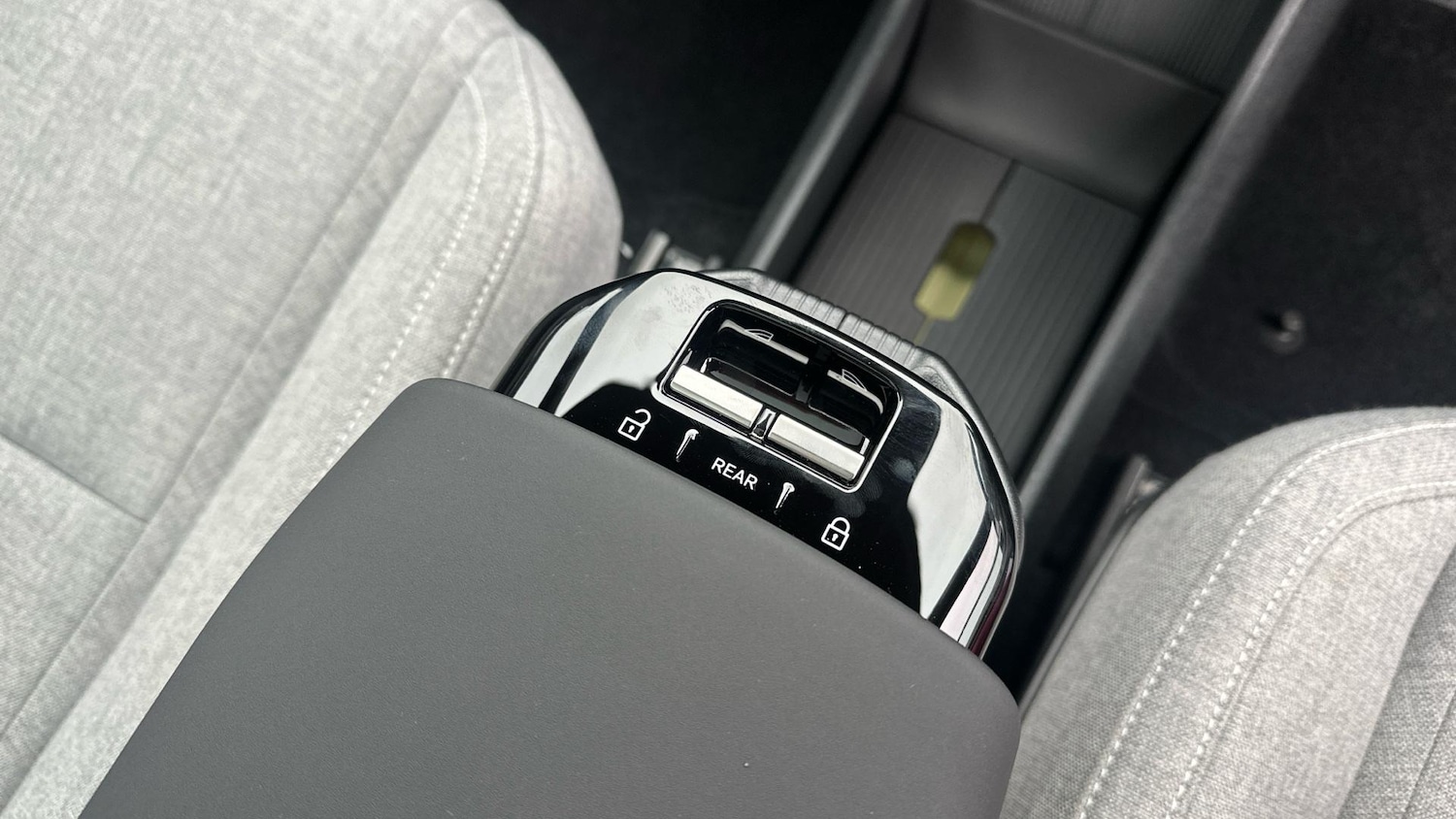 Used Volvo EX30 2025 for sale - 76349300: Photo 38