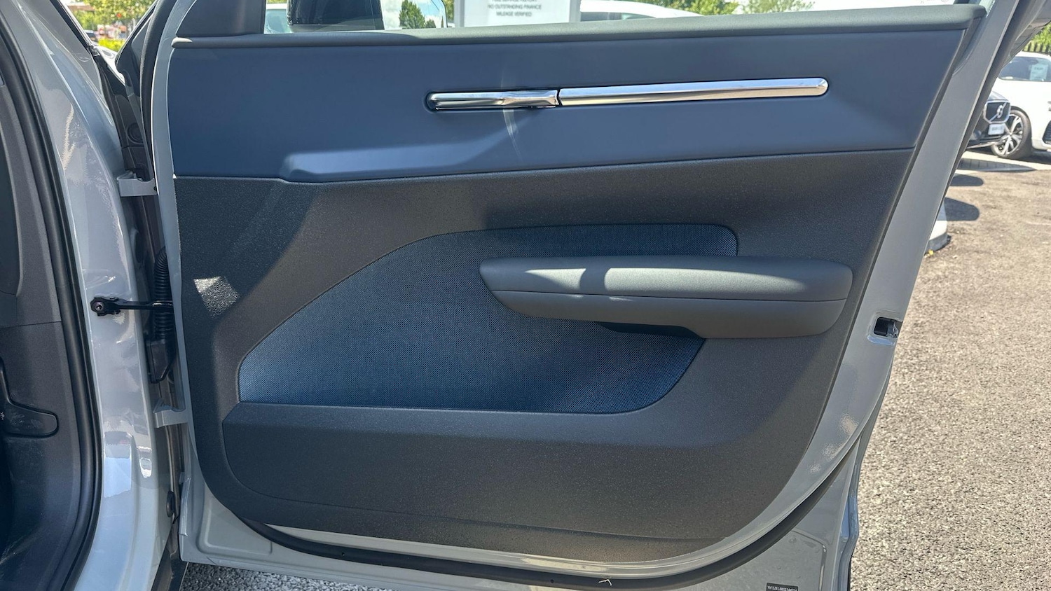 Used Volvo EX30 2025 for sale - 76349300: Photo 58