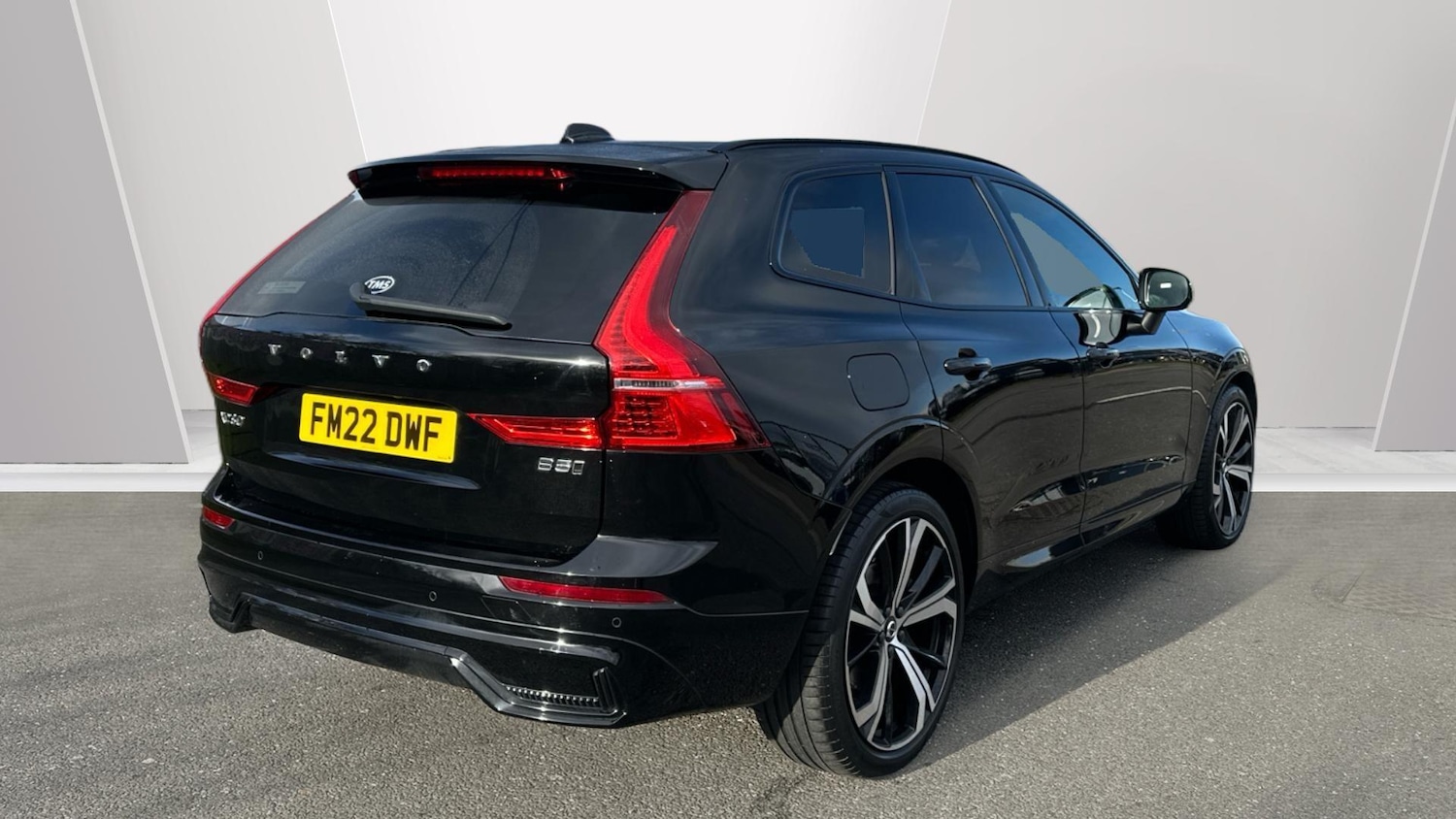 Used Volvo XC60 2022 for sale - 78035146: Photo 2