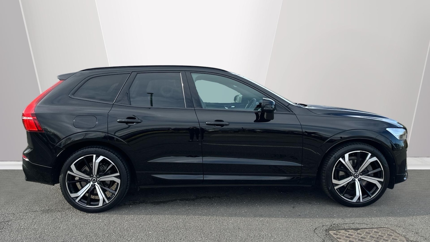 Used Volvo XC60 2022 for sale - 78035146: Photo 3