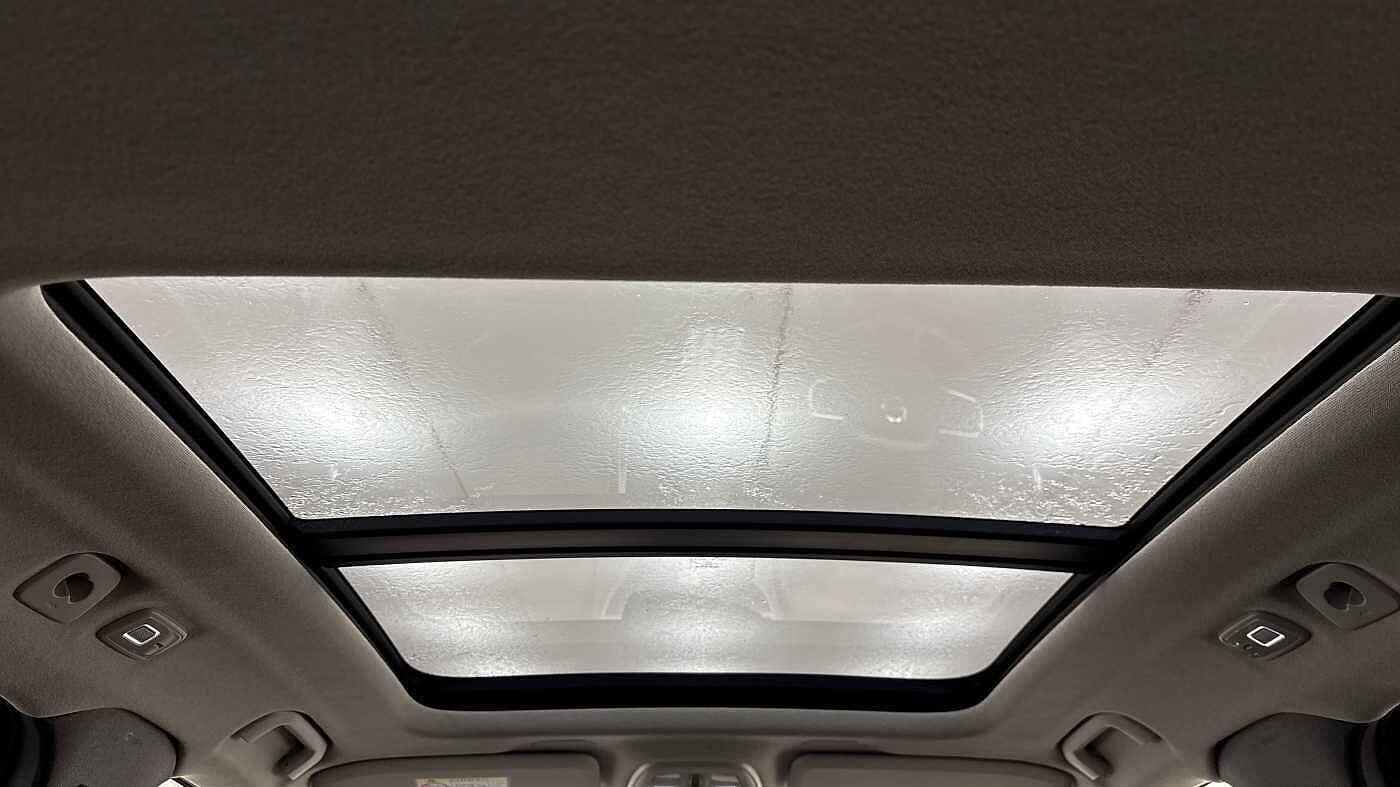 Used Volvo XC40 2025 for sale - 77737861: Photo 11