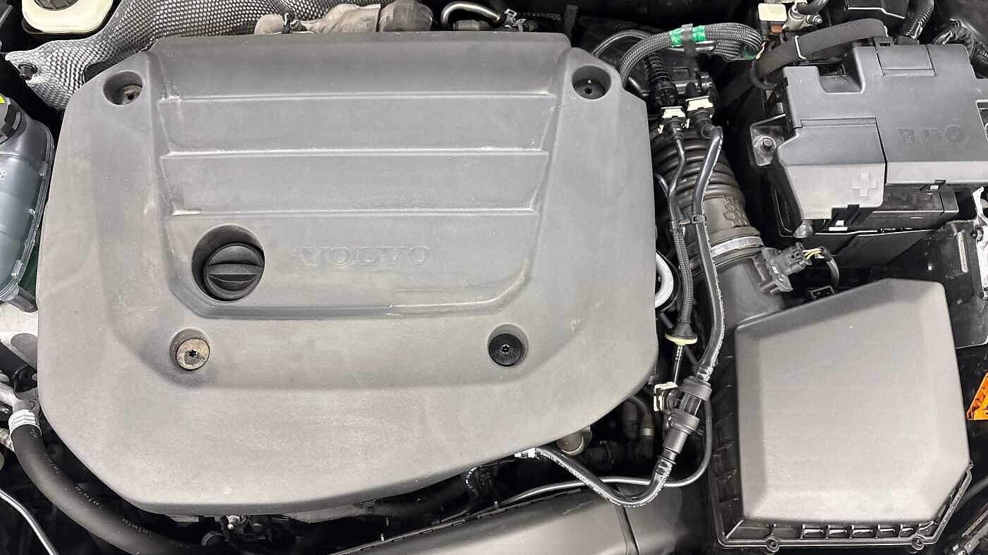 Used Volvo XC40 2022 for sale - 76585287: Photo 15