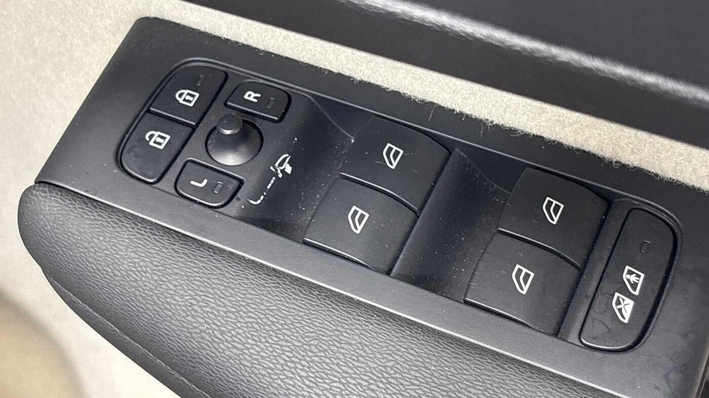 Used Volvo XC40 2022 for sale - 76585287: Photo 25