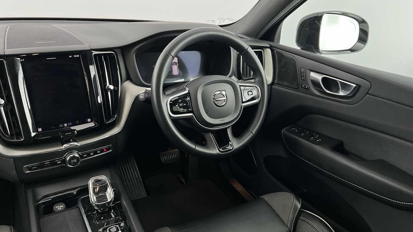 Used Volvo XC60 2023 for sale - 78058240: Photo 8