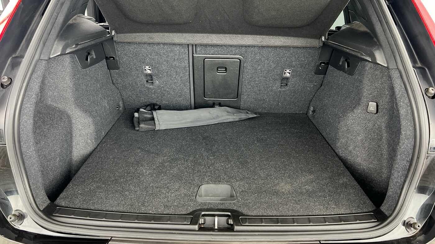 Used Volvo XC40 2021 for sale - 77081863: Photo 5