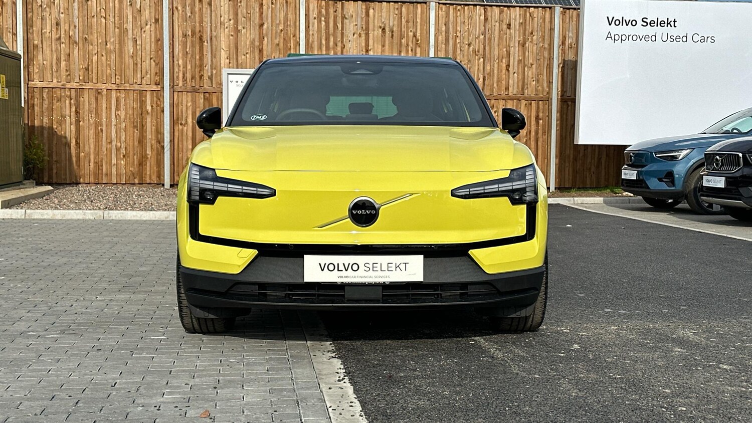 Used Volvo EX30 2025 for sale - 77683406: Photo 12