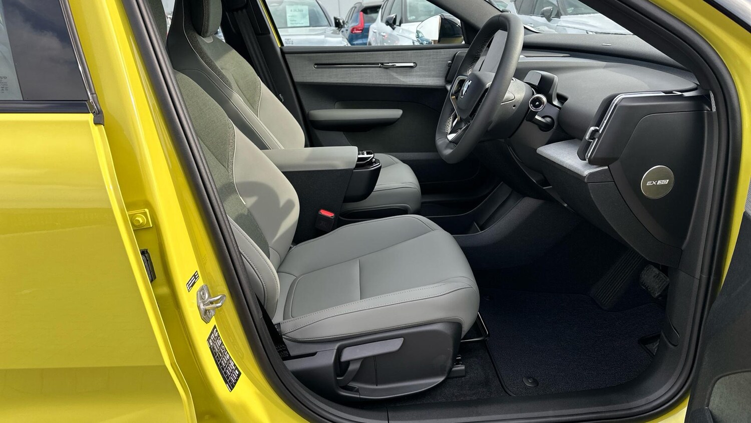 Used Volvo EX30 2025 for sale - 77683406: Photo 30