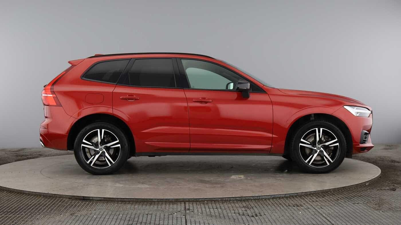 Used Volvo XC60 2021 for sale - 77440410: Photo 2