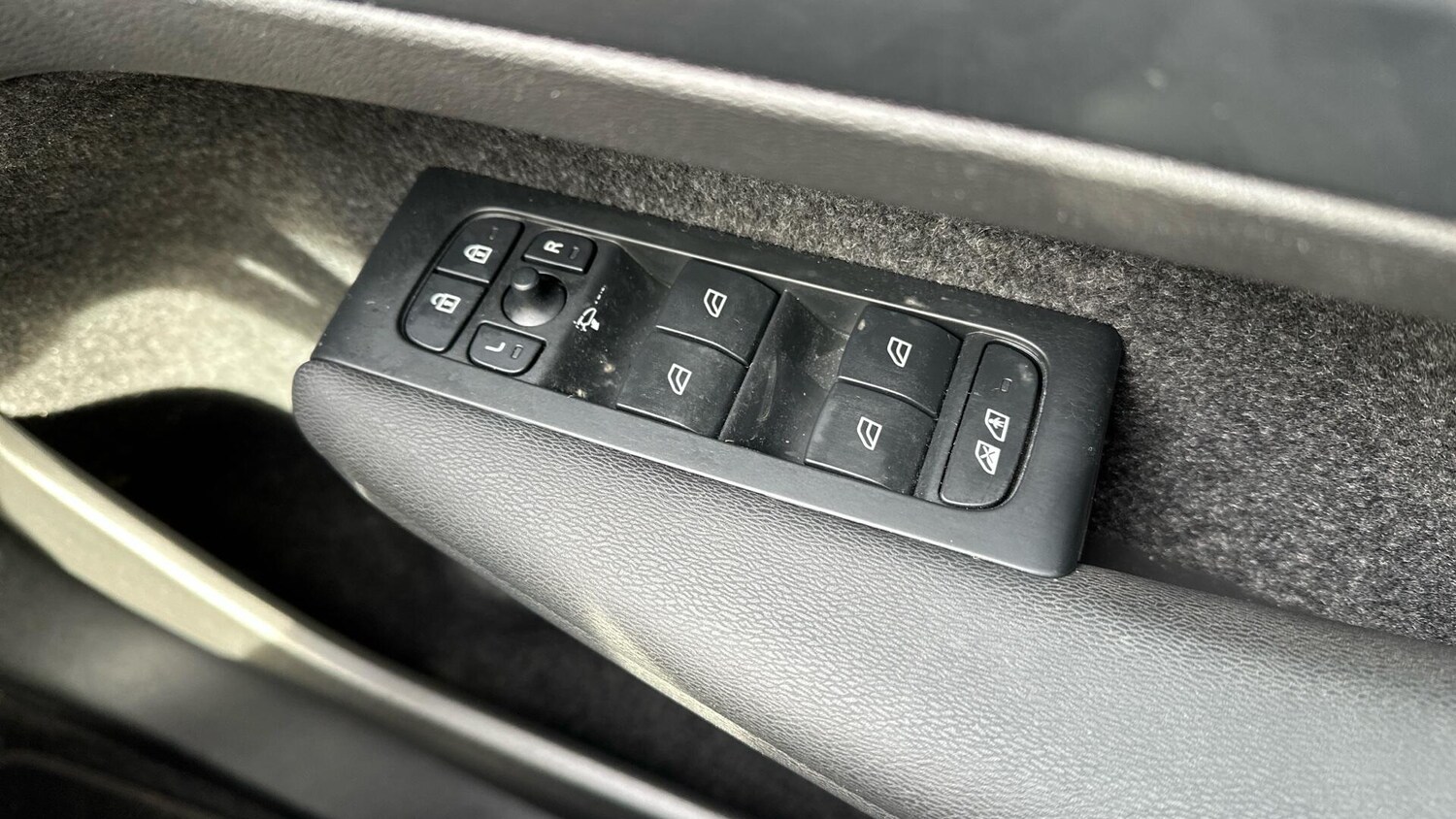 Used Volvo C40 2022 for sale - 77672948: Photo 24