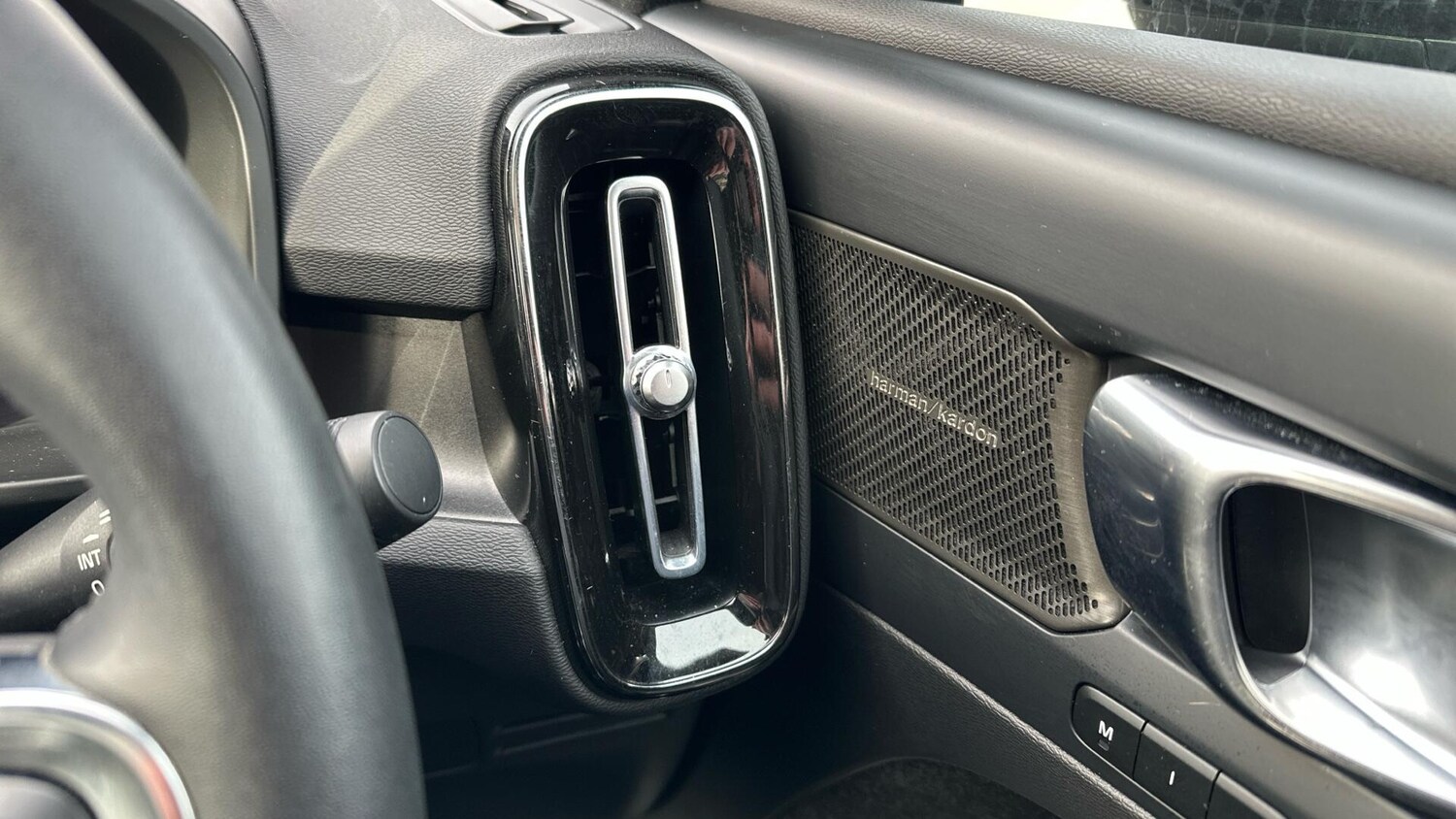 Used Volvo C40 2022 for sale - 77672948: Photo 38