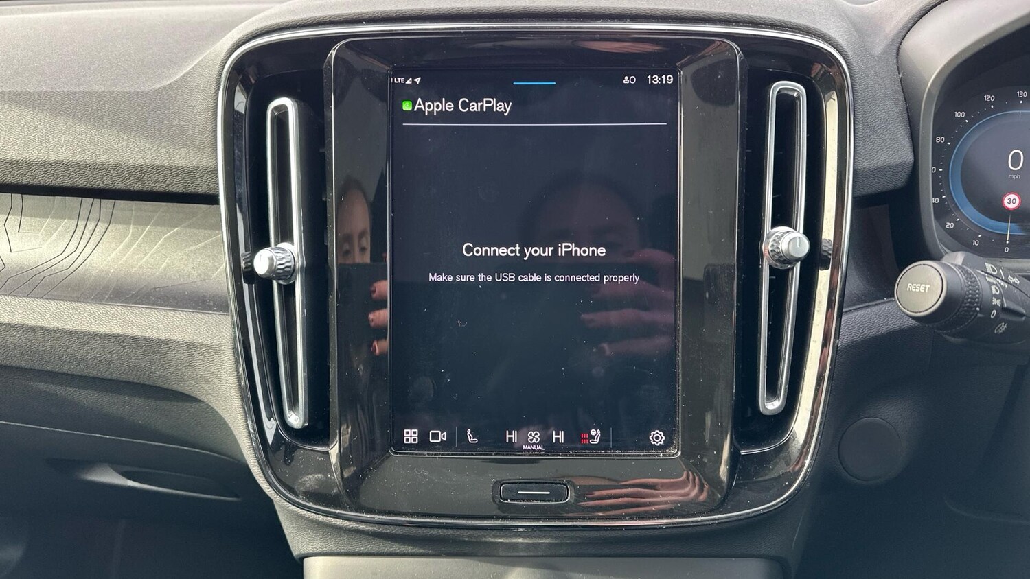 Used Volvo C40 2022 for sale - 77672948: Photo 43