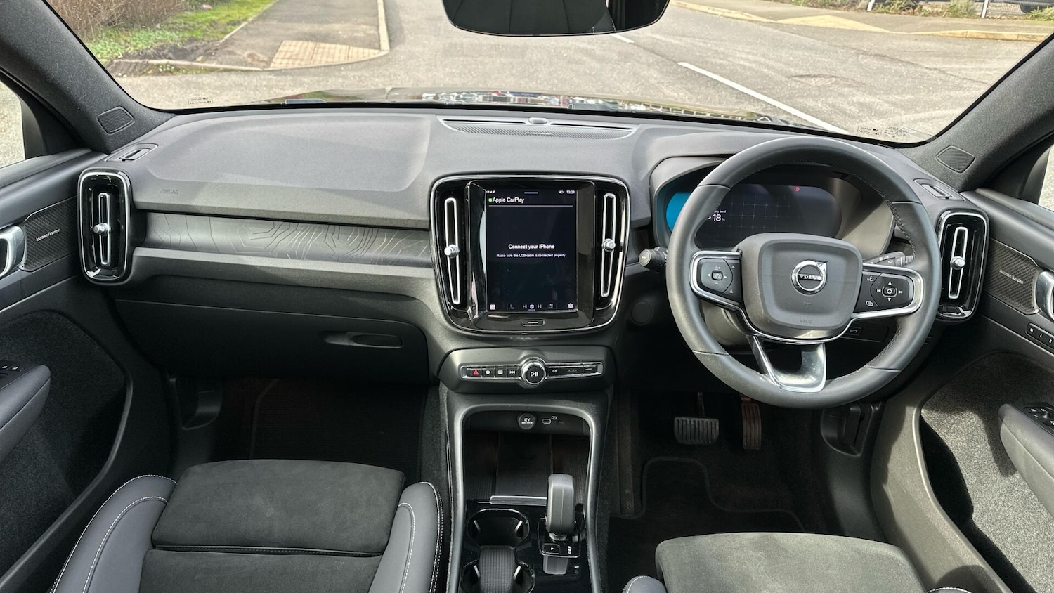 Used Volvo C40 2022 for sale - 77672948: Photo 5