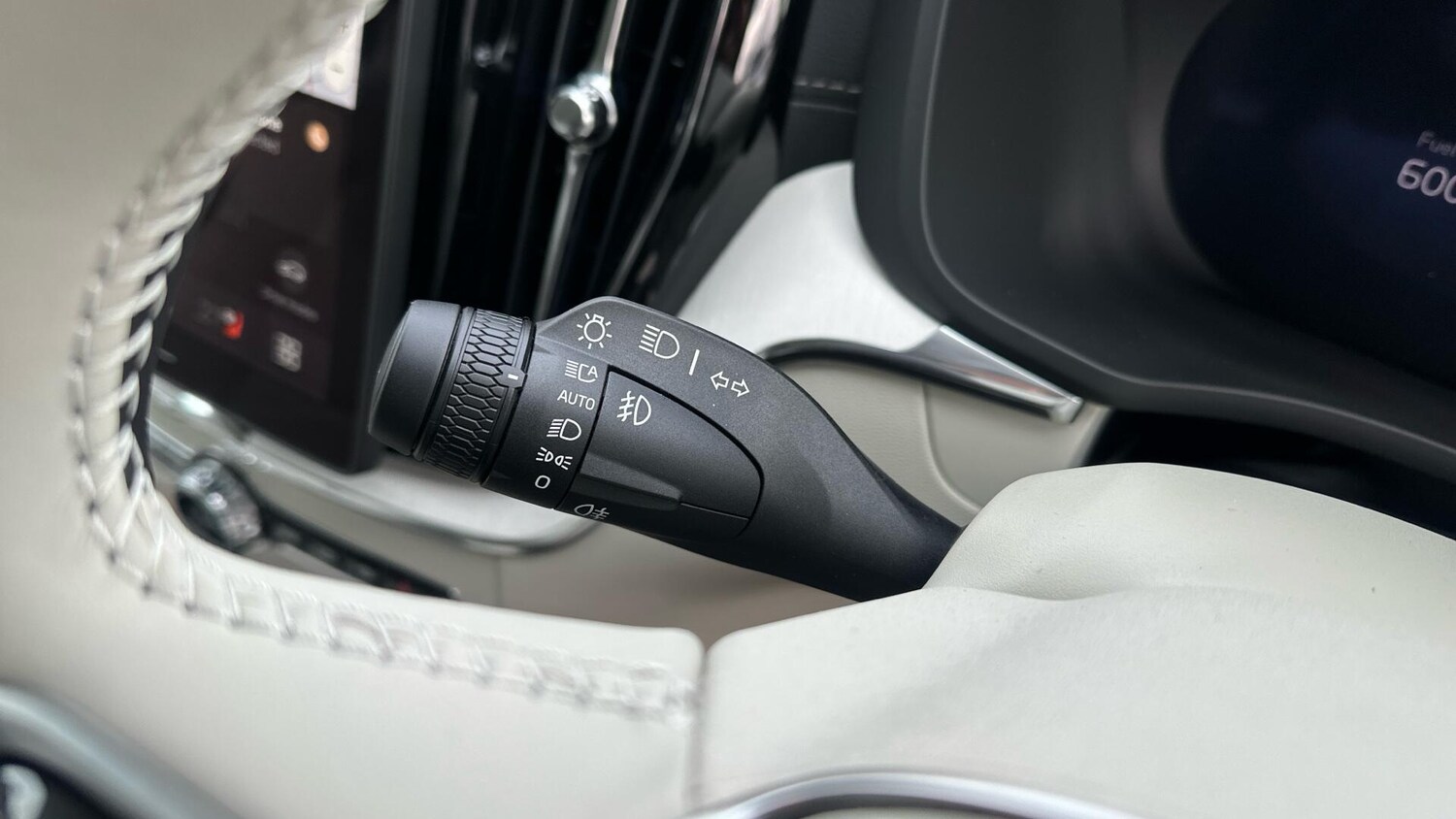 Used Volvo XC60 2025 for sale - 76457514: Photo 36