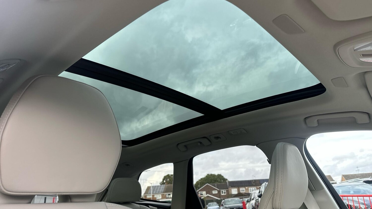 Used Volvo XC60 2025 for sale - 76457514: Photo 40