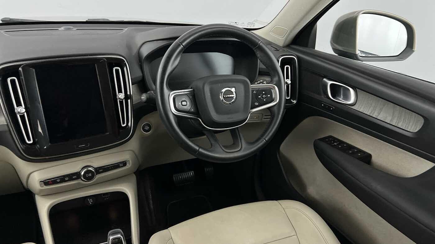 Used Volvo XC40 2021 for sale - 77291984: Photo 8